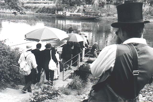 {short description of image}